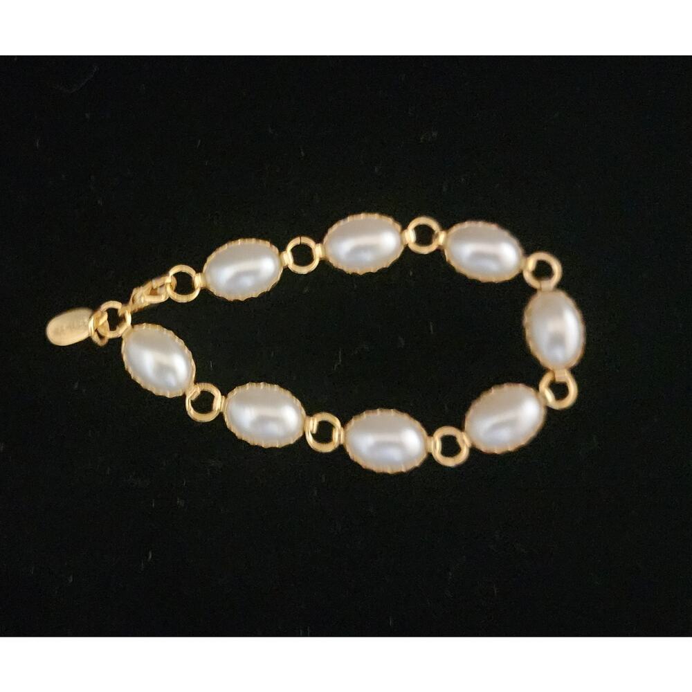 Vtg Park Lane Memories Gold Tone Pearl Locket Bracelet & Pierced Earring Set NEW - Picture 9 of 12